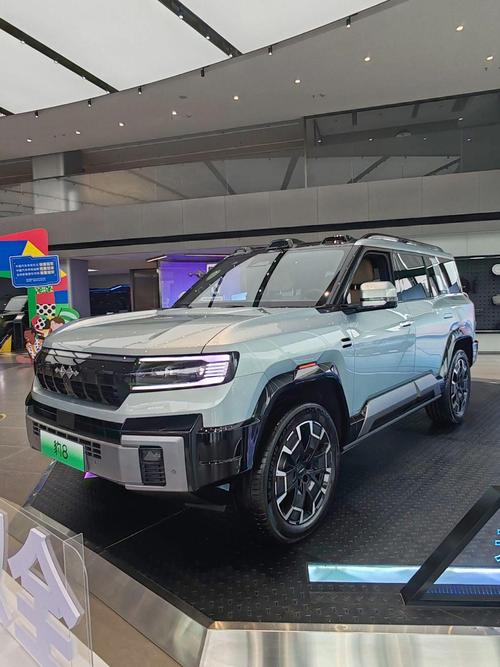 佛山南海区磊梦腾企业管理咨询比亚迪方程豹硬派越野的爆款，英菲尼迪35周年与你共成长